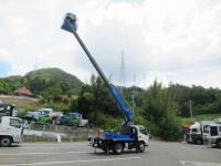 Hino Dutro 2024
