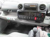 Hino Dutro 2024