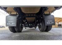Isuzu ELF 2025