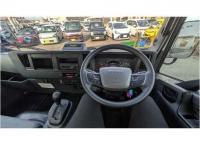Isuzu ELF 2025