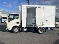 Isuzu ELF 2024