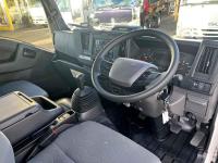 Isuzu ELF 2024