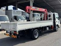 Hino Dutro 2024