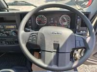 Isuzu Forward 2023