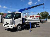 Hino Dutro 2022