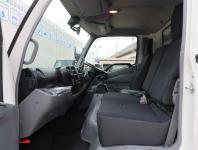 Hino Dutro 2024