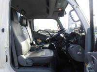 Hino Dutro 2021