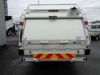 Toyota DYNA 2025