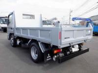 Mitsubishi Canter 2025