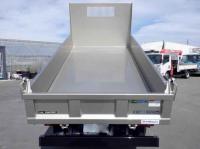 Mitsubishi Canter 2025