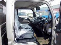 Mitsubishi Canter 2025