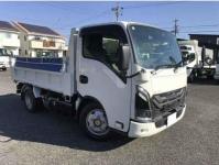 Isuzu ELF 2023