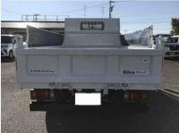 Isuzu ELF 2023