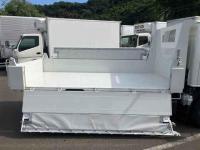 Isuzu ELF 2023