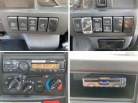 Isuzu ELF 2023
