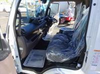 Mitsubishi Canter 2025