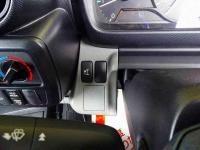 Hino Dutro 2024