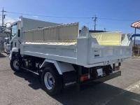 Isuzu Forward 2024