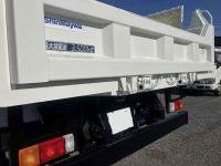 Isuzu Forward 2024