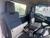 Isuzu Forward 2024