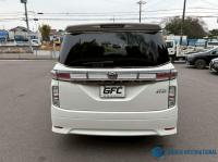Nissan Elgrand 2017