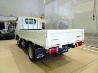 Isuzu ELF 2025