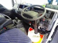 Isuzu ELF 2025