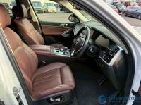 BMW X7 2021