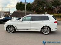 BMW X7 2021