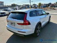 Volvo V60 2023