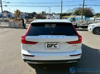 Volvo V60 2023