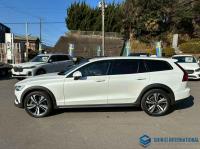 Volvo V60 2023