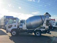 Isuzu Forward 2015