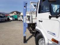 Nissan CONDOR 2005