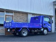 Isuzu ELF 2024