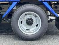 Isuzu ELF 2024