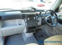 Toyota bB 2001