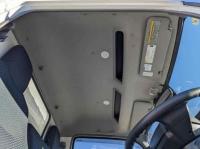 Hino Dutro 2024