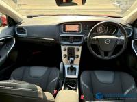 Volvo V40 2019
