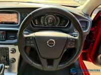 Volvo V40 2019