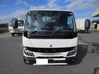Mitsubishi Canter 2025