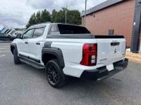 Mitsubishi TRITON 2025