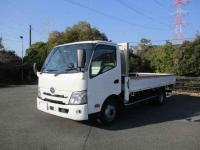 Hino Dutro 2025