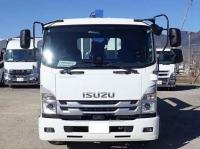 Isuzu Forward 2023