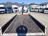 Isuzu Forward 2023
