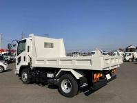 Isuzu Forward 2024