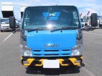 Isuzu ELF 2012