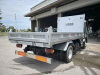 Isuzu ELF 2011