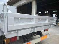 Isuzu ELF 2011