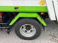 Isuzu Forward 2006